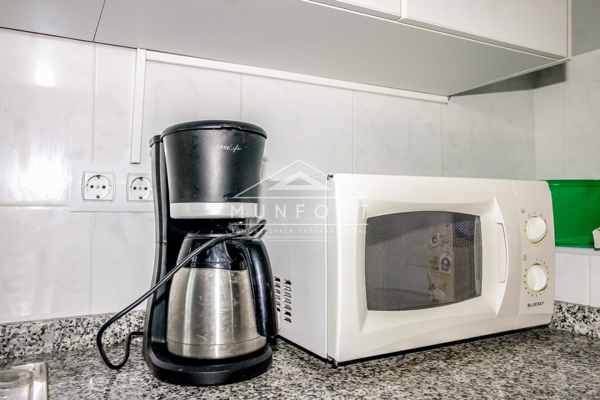 Long Term Rental - Bungalows -
Los Urrutias