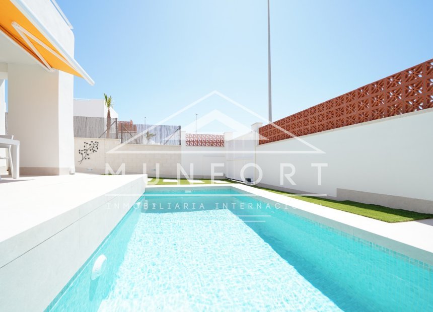 Long Term Rental - Villas -
Pilar de la Horadada