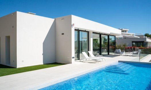 Luxe villa's - Herverkoop - Orihuela Costa -
                Dehesa de Campoamor