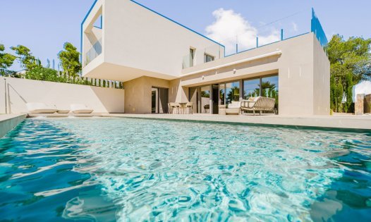 Luxe villa's - Herverkoop - Orihuela Costa -
                Las Colinas Golf