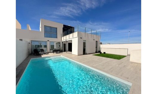 Luxury Villas - Resale - Cartagena -
                Los Belones