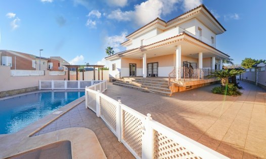 Luxury Villas - Resale - San Javier -
                San Javier