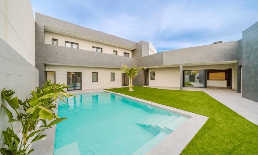 Luxury Villas - Resale - San Pedro del Pinatar -
                San Pedro del Pinatar