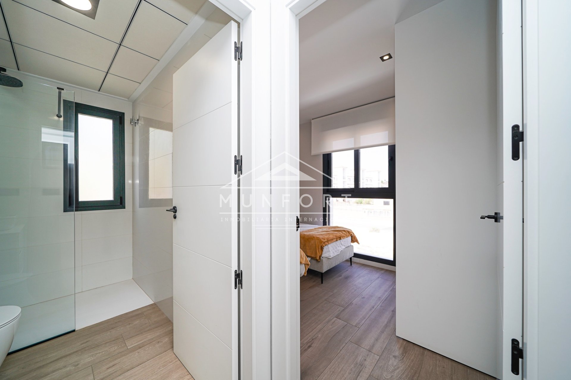 Neue Gebäude - Bungalows -
Pilar de la Horadada