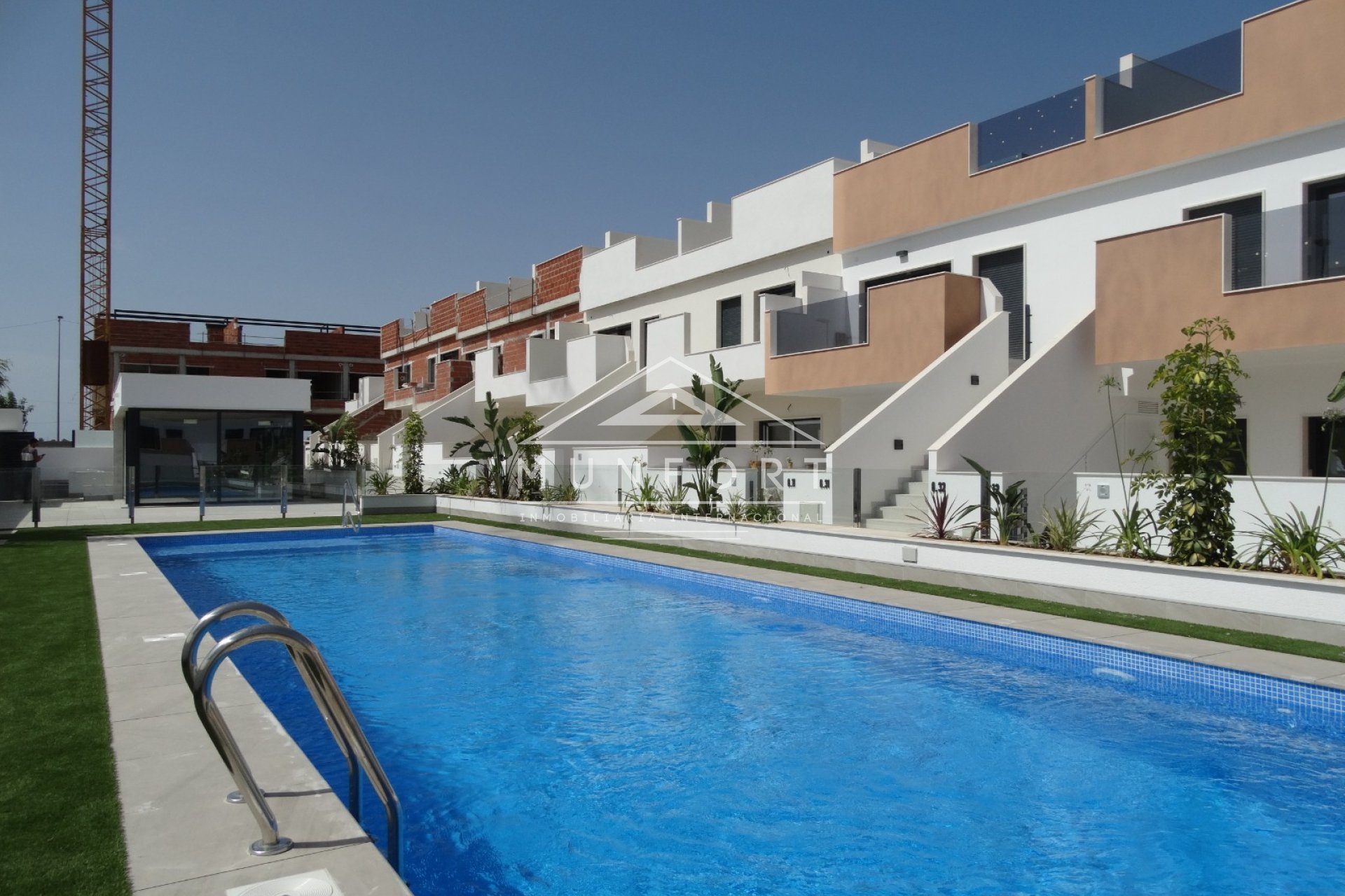 Neue Gebäude - Bungalows -
Pilar de la Horadada