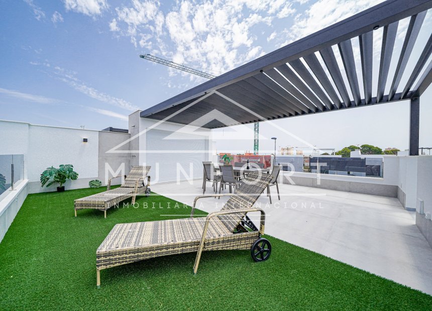 Neue Gebäude - Bungalows -
San Pedro del Pinatar