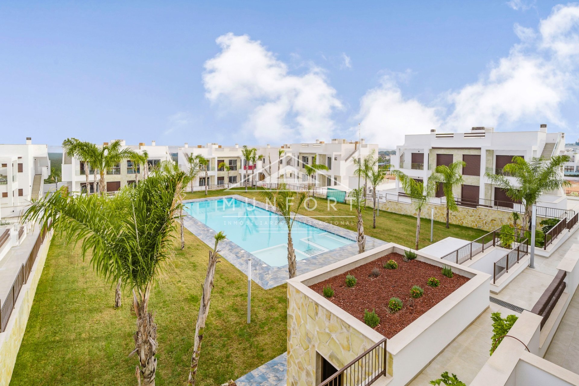 Neue Gebäude - Bungalows -
Torrevieja - Los Balcones - Torrevieja