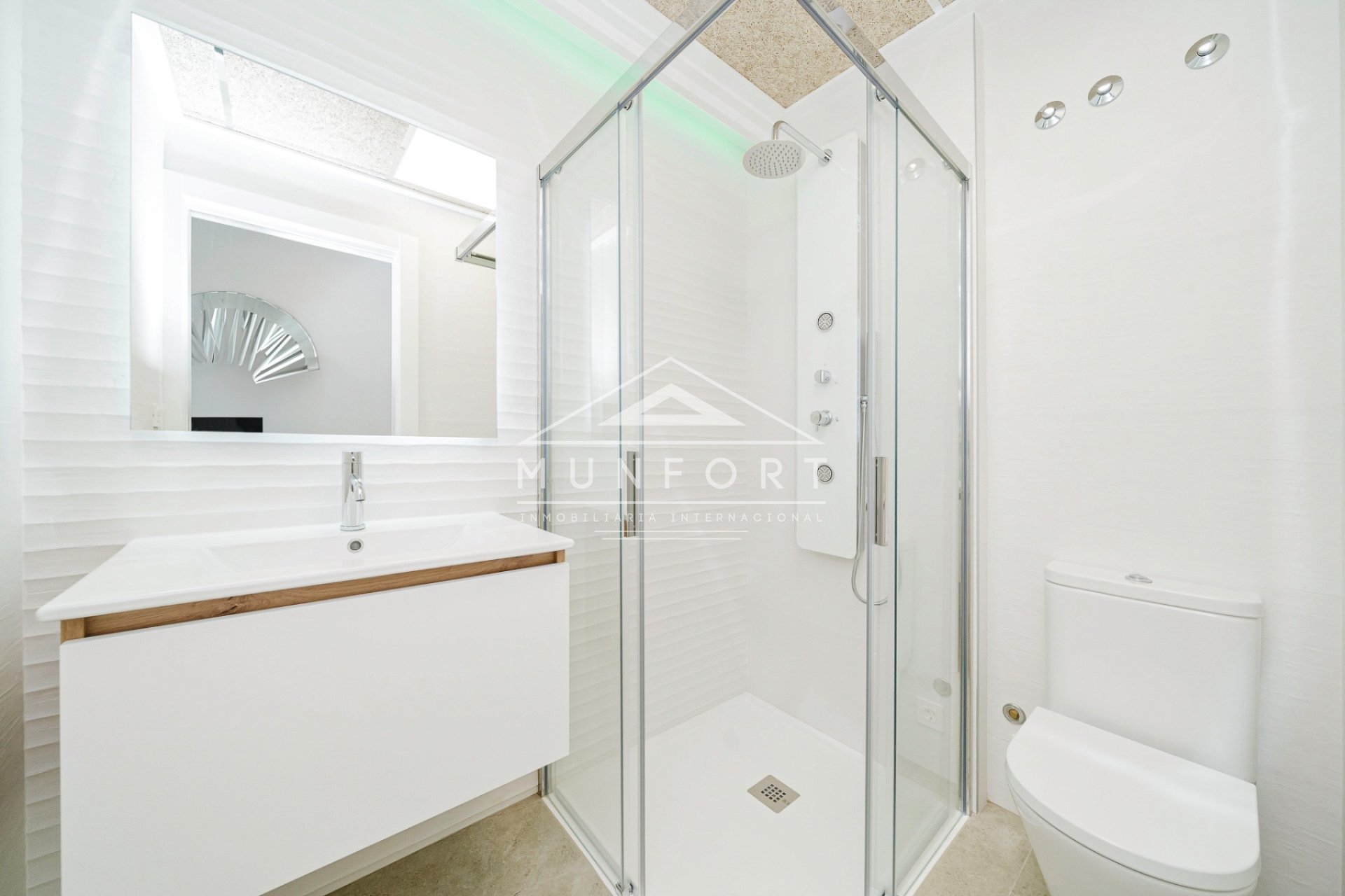 Neue Gebäude - Bungalows -
Torrevieja - Los Balcones - Torrevieja