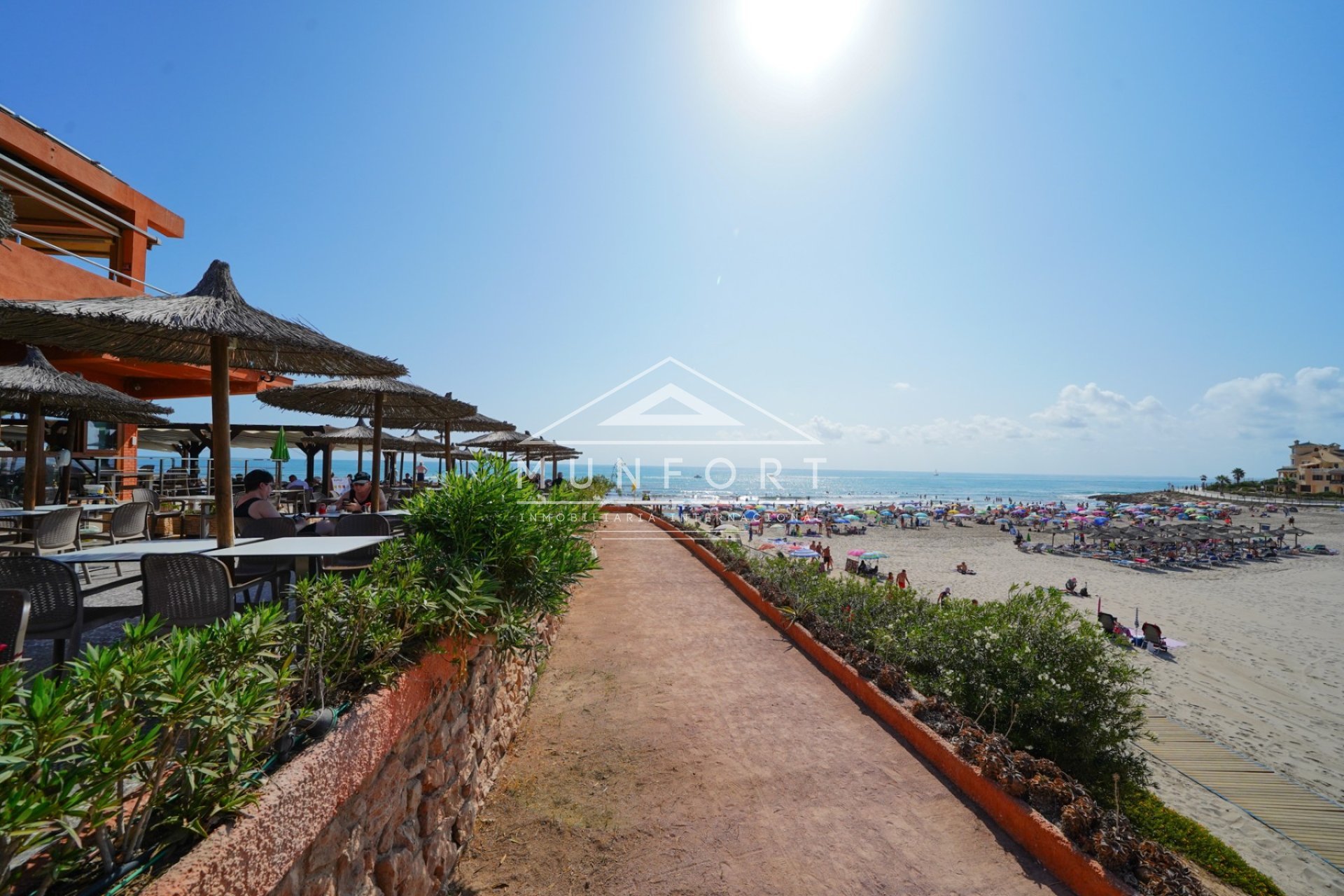 Neue Gebäude - Luxusvillen -
Orihuela Costa - La Zenia