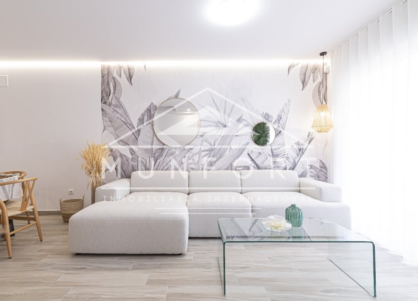 Neue Gebäude - Reihenhäuser -
Cartagena - La Manga