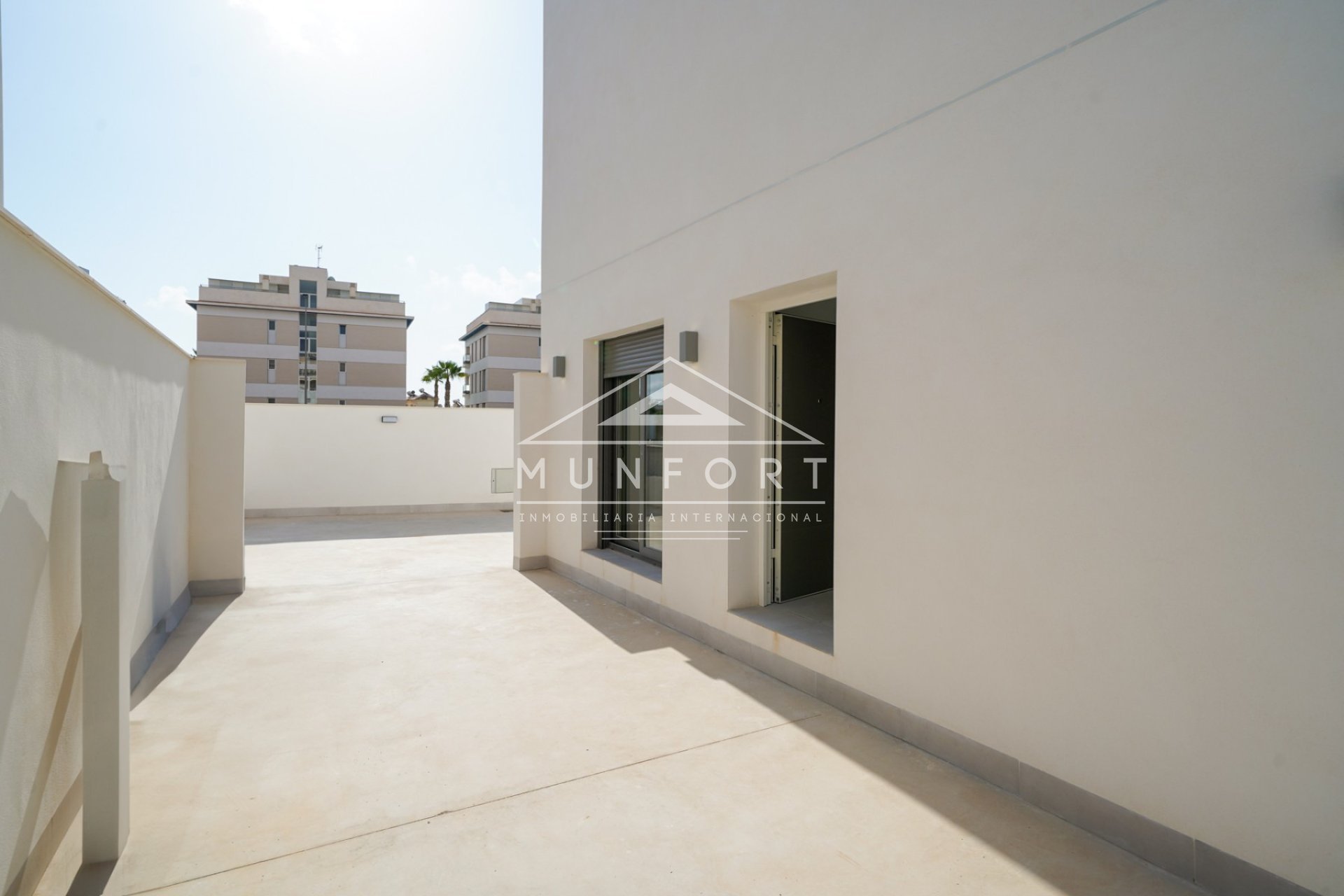 Neue Gebäude - Villen -
Orihuela Costa - La Zenia
