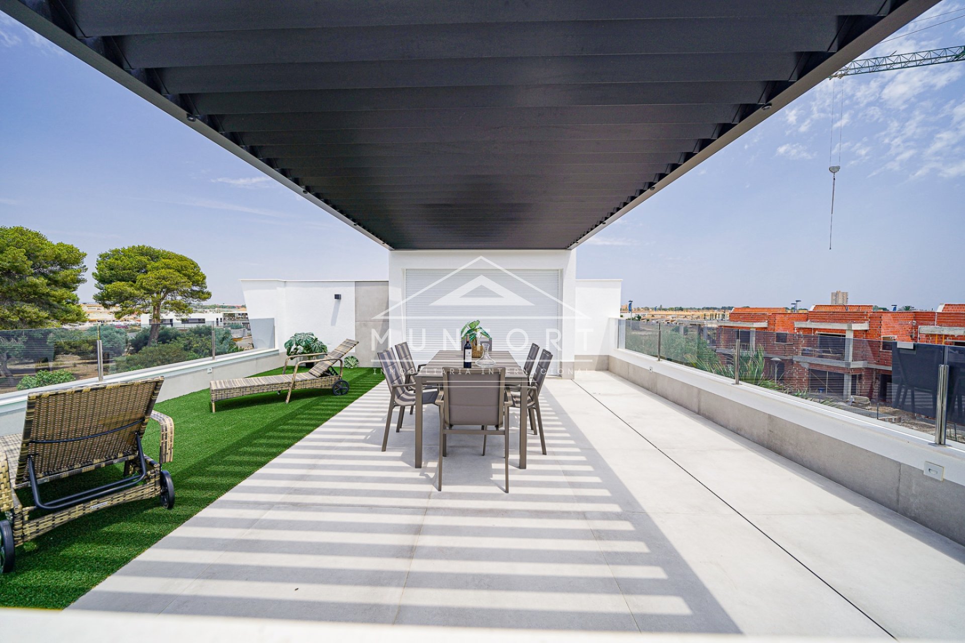Neue Gebäude - Villen -
San Javier - Santiago de la Ribera