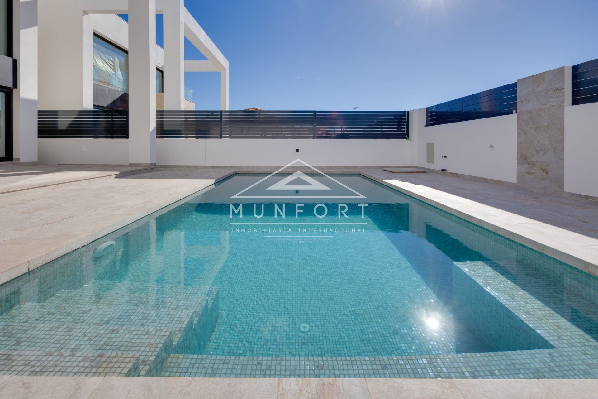 Neue Gebäude - Villen -
Torrevieja - La Mata - Torrevieja