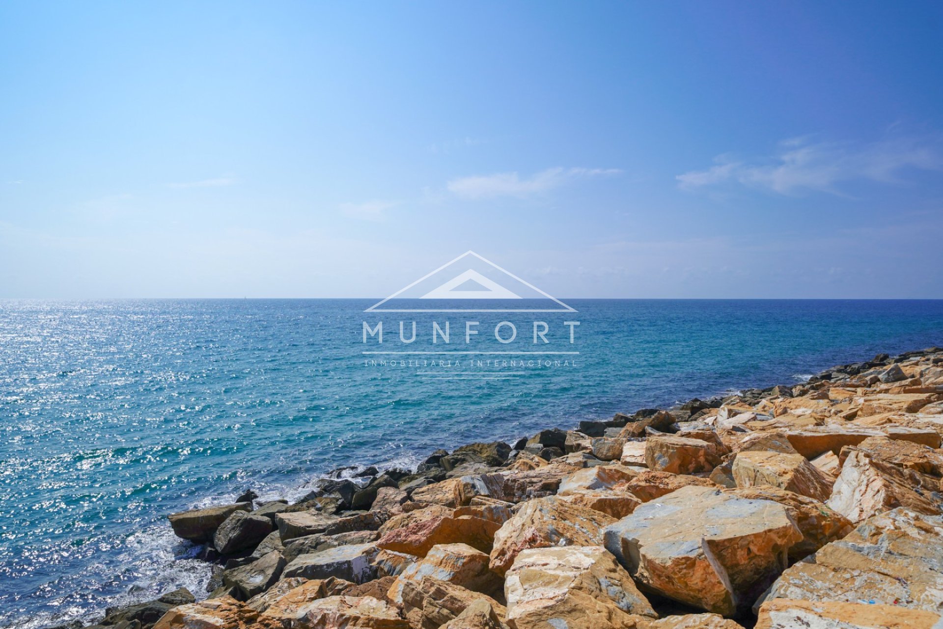 New Build - Luxury Villas -
Torrevieja - Aguas Nuevas - Torrevieja