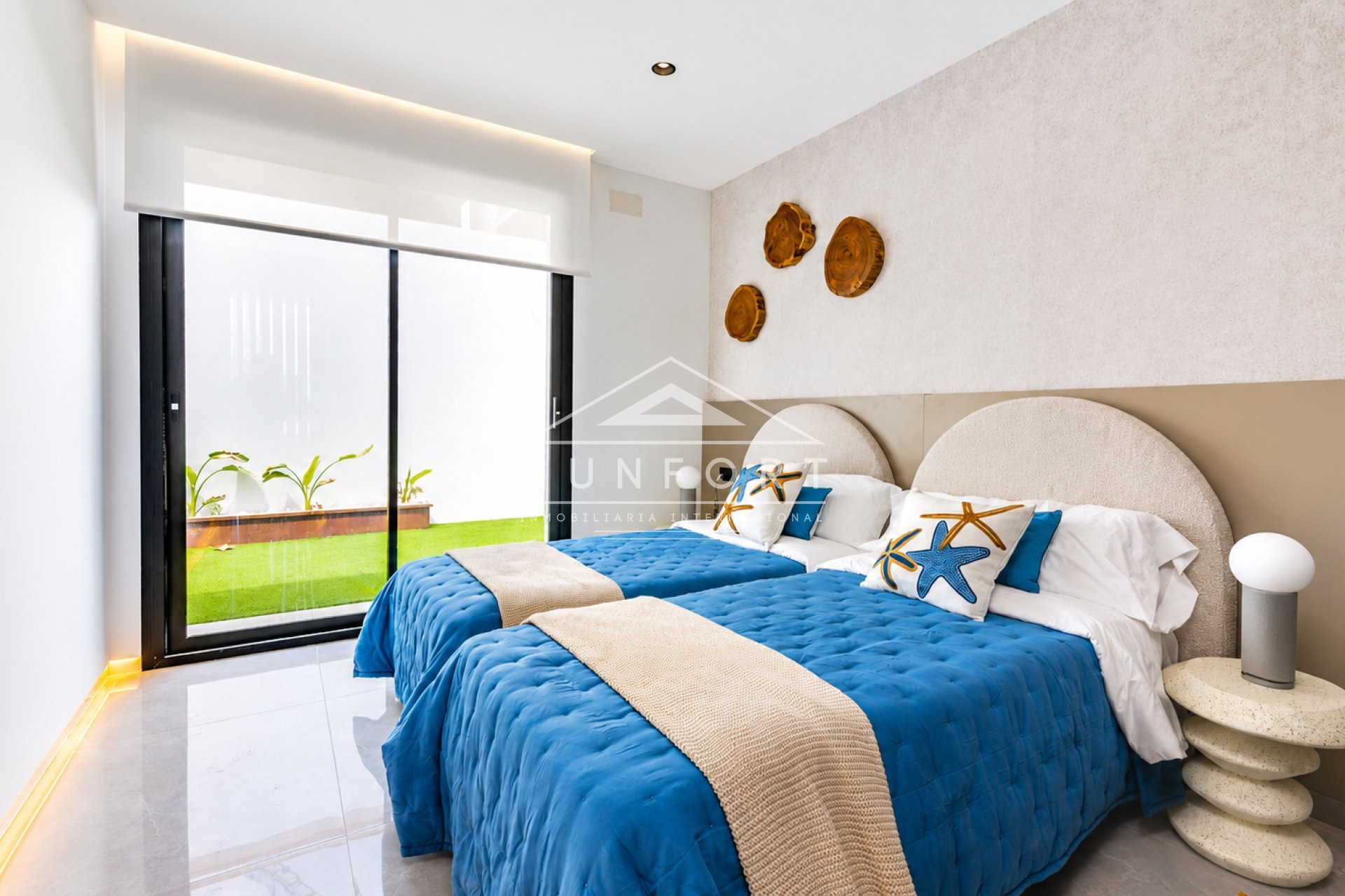 New Build - Luxury Villas -
Torrevieja