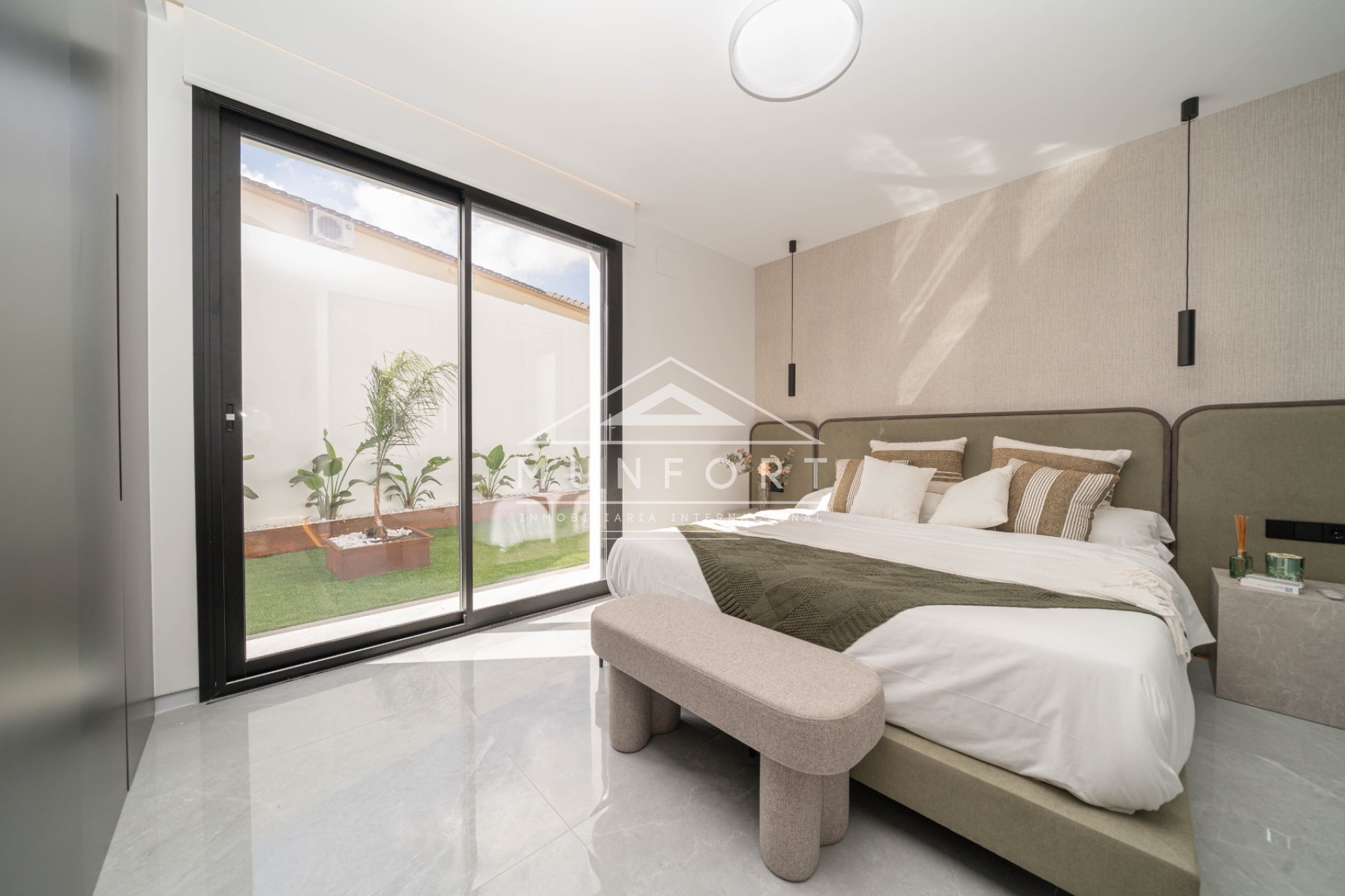 New Build - Luxury Villas -
Torrevieja