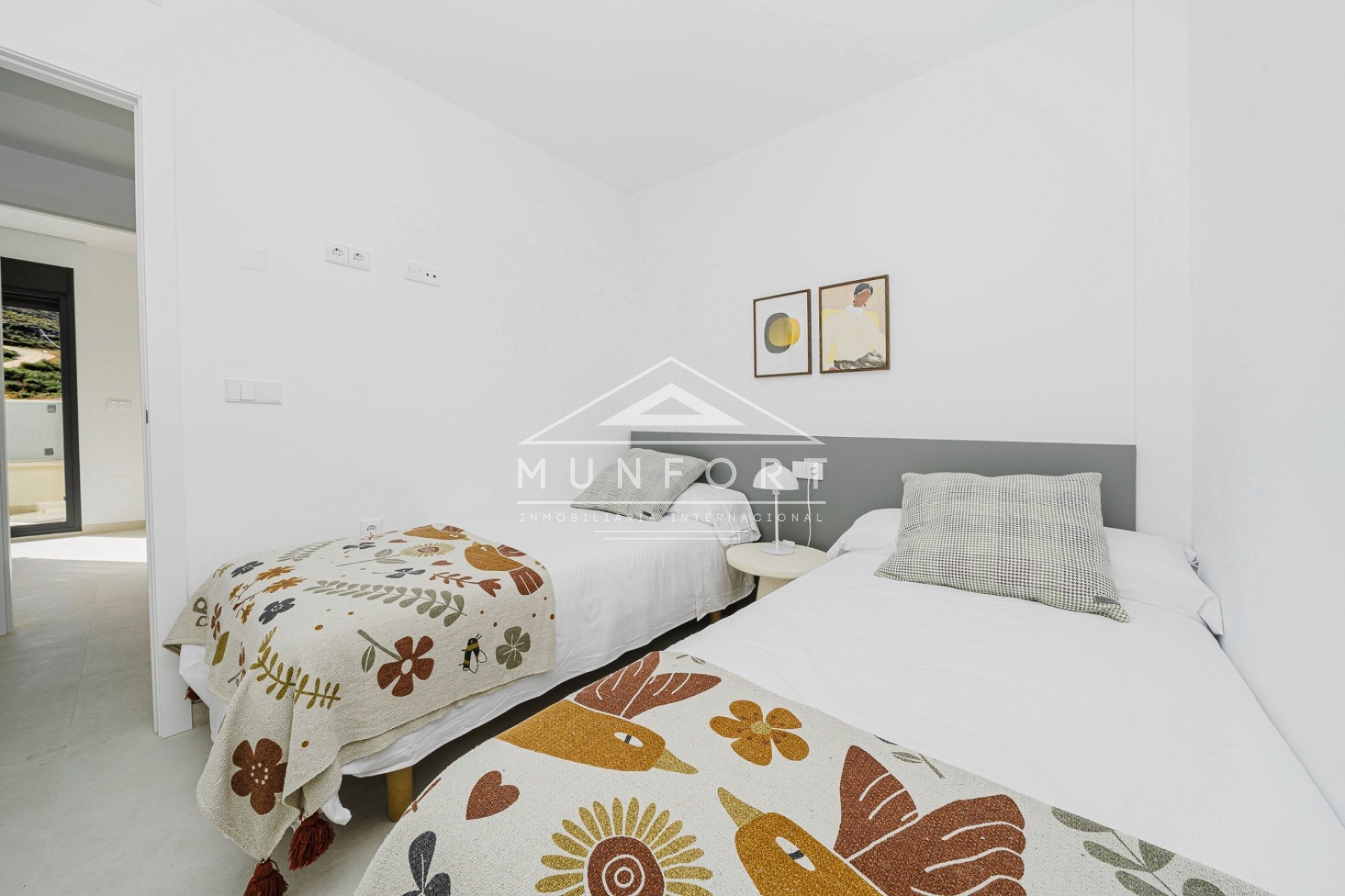 New Build - Terraced Houses -
Cox