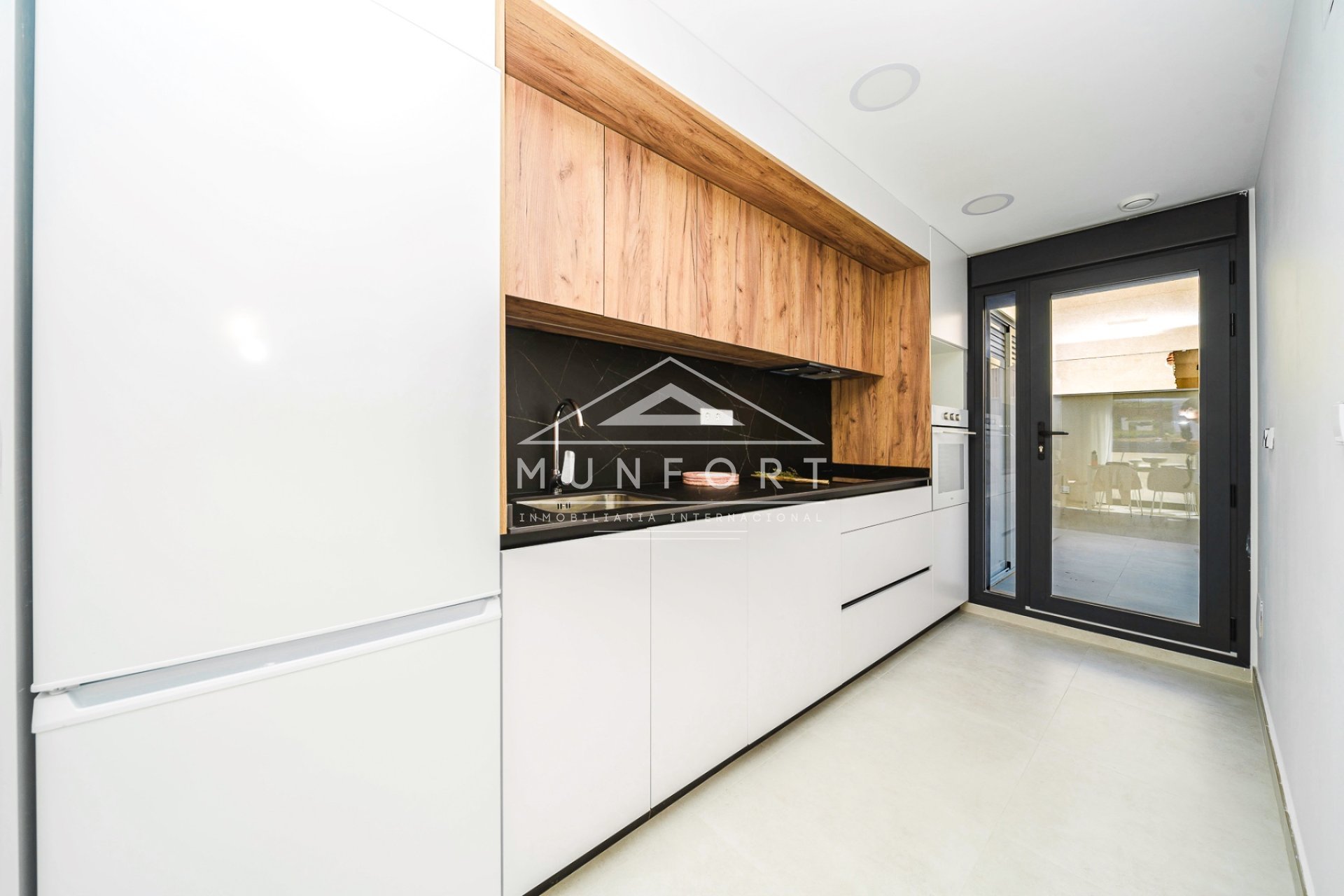 New Build - Terraced Houses -
Cox