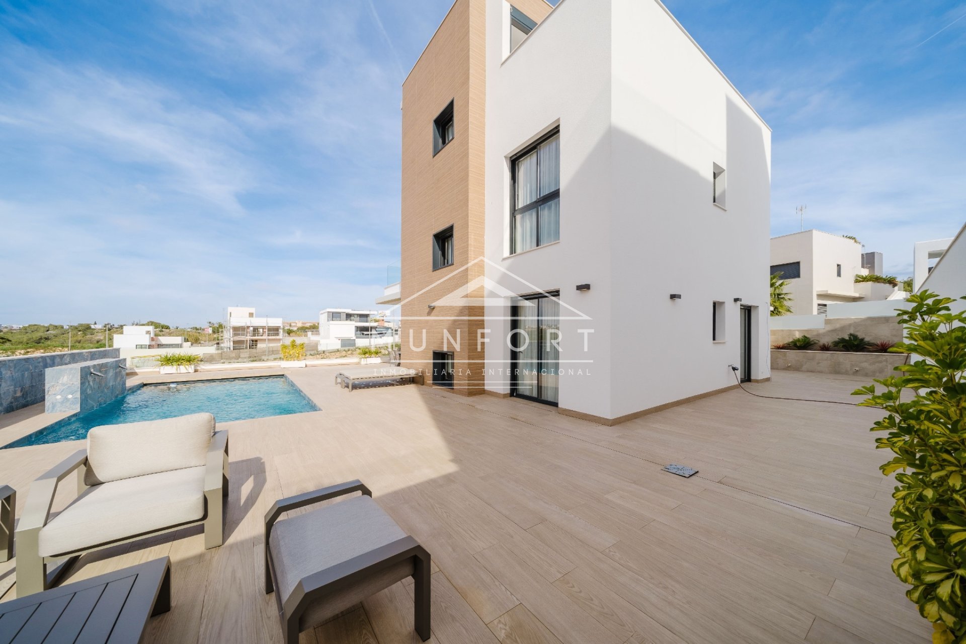 New Build - Villas -
Orihuela Costa