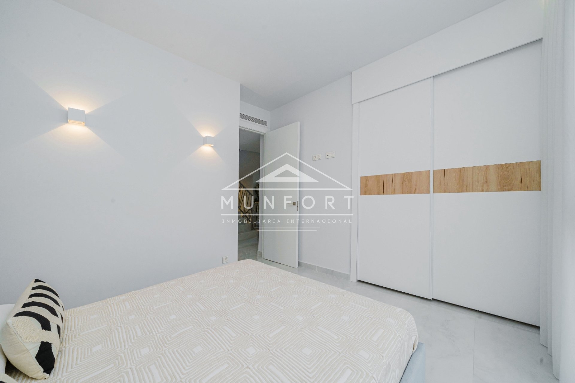 New Build - Villas -
Orihuela Costa