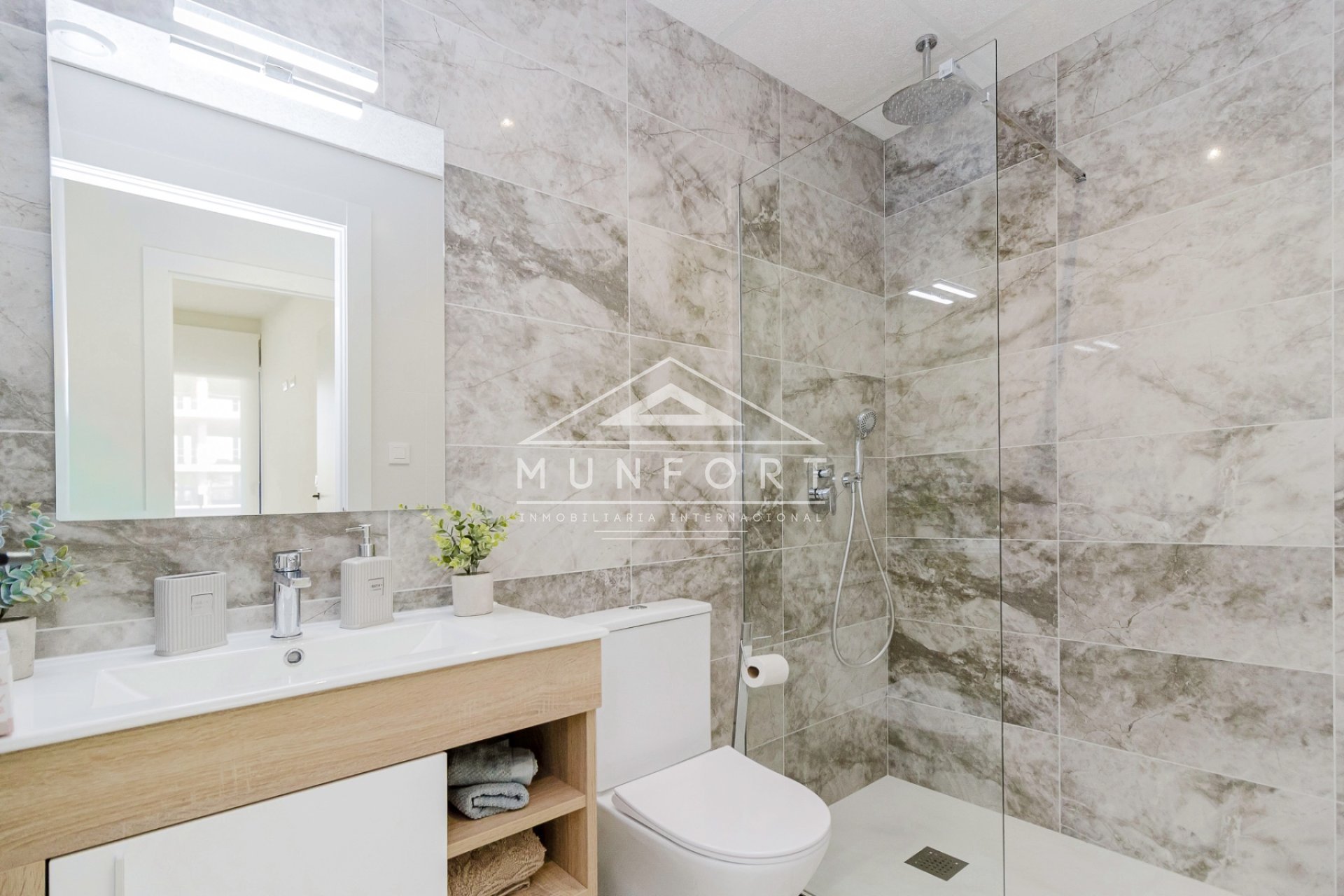 Nieuwbouw Woningen - Appartementen -
San Miguel de Salinas