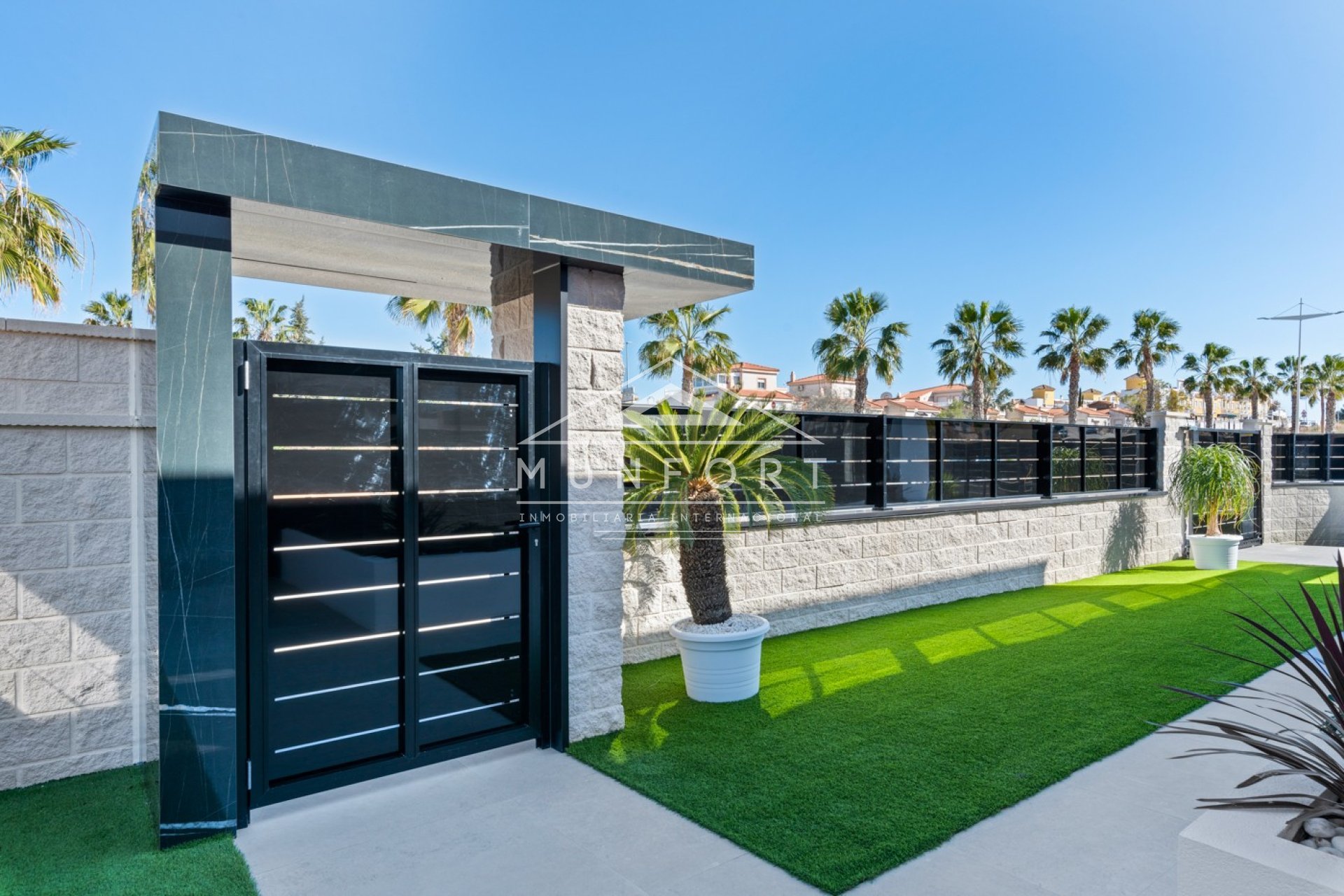 Nieuwbouw Woningen - Luxe villa's -
Algorfa