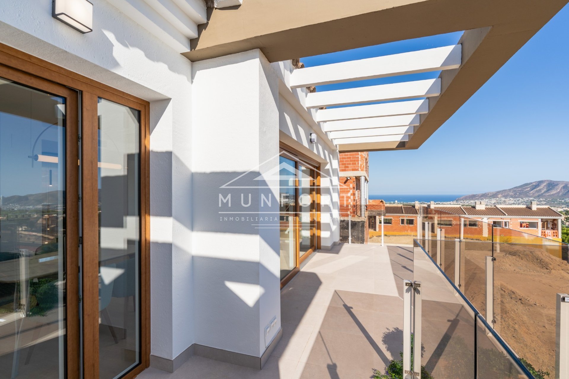 Nieuwbouw Woningen - Rijtjeshuizen -
La Nucía