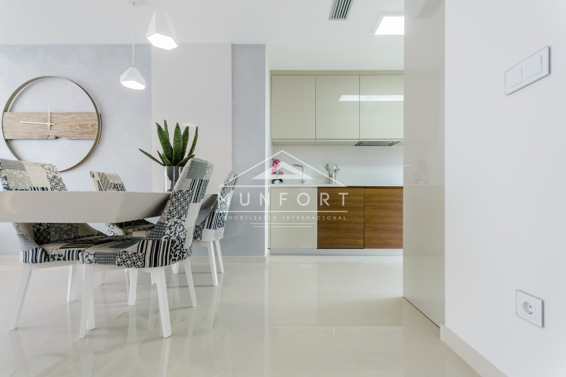 Nieuwbouw Woningen - Villa's -
San Miguel de Salinas