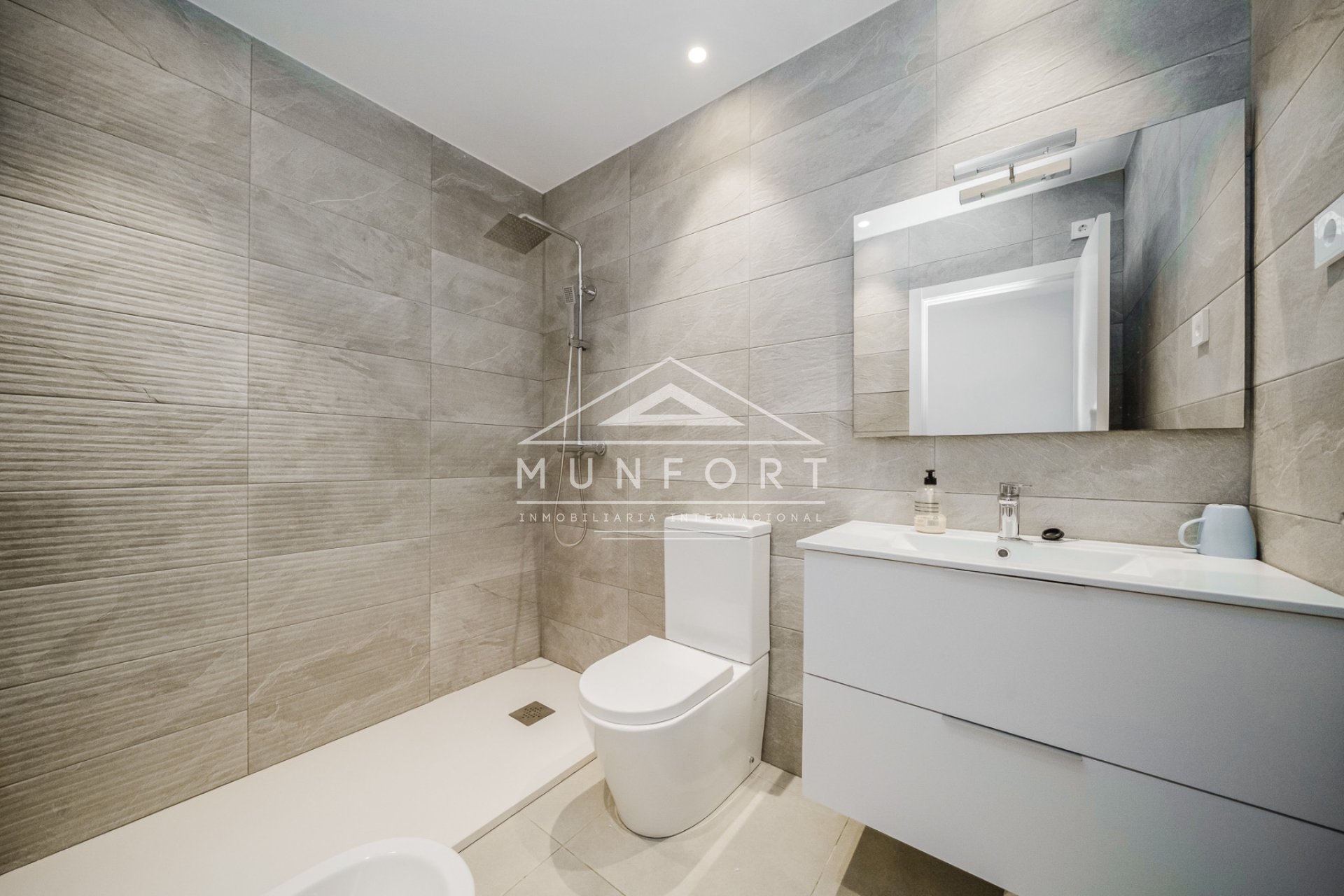 Nouvelle construction - Appartements -
Cartagena - La Manga