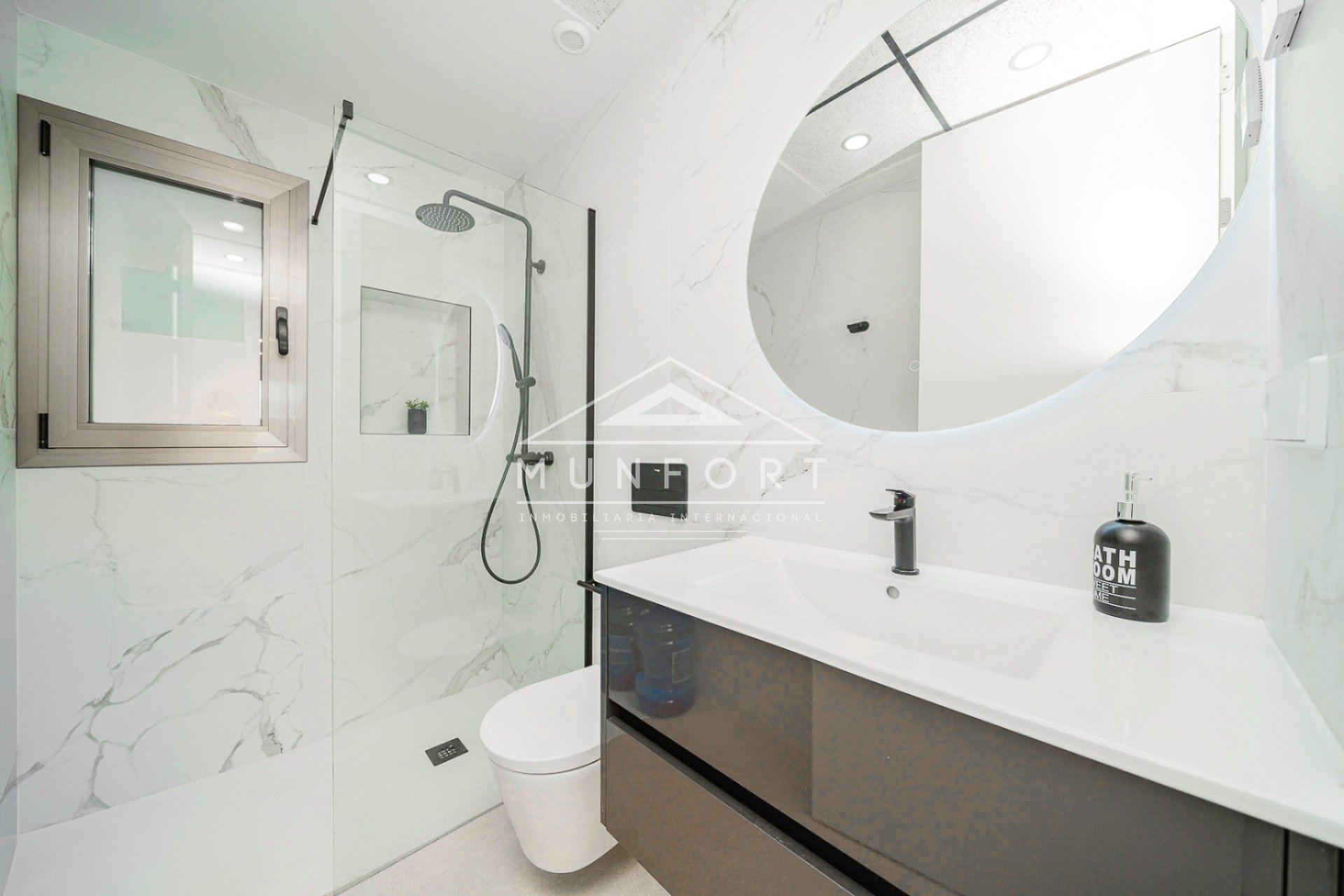 Nouvelle construction - Appartements -
Orihuela Costa - Lomas de Cabo Roig
