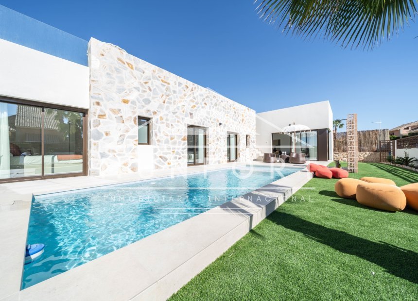 Nouvelle construction - Villas -
Algorfa - Club de Golf La Finca - Algorfa