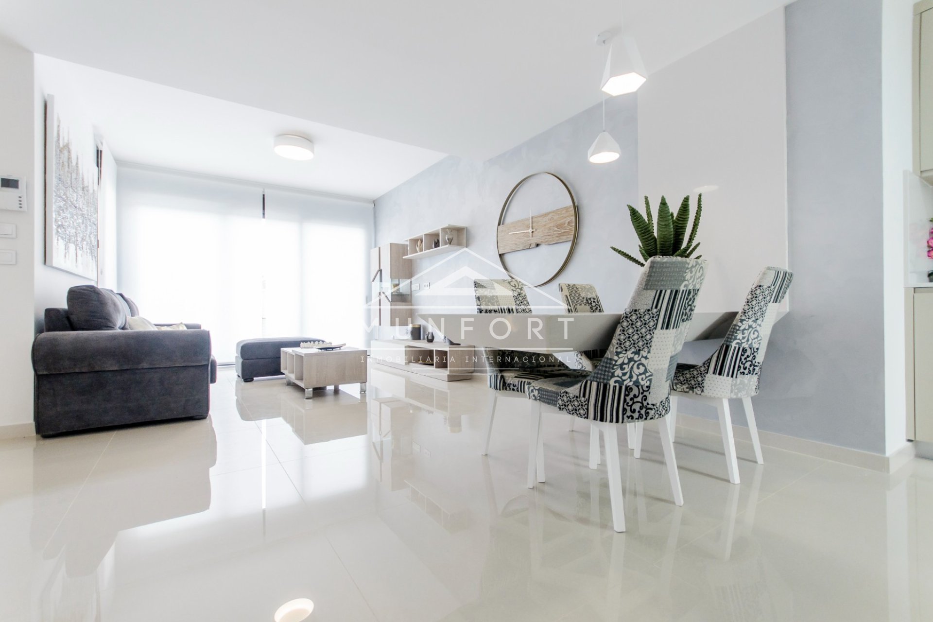 Nouvelle construction - Villas -
San Miguel de Salinas