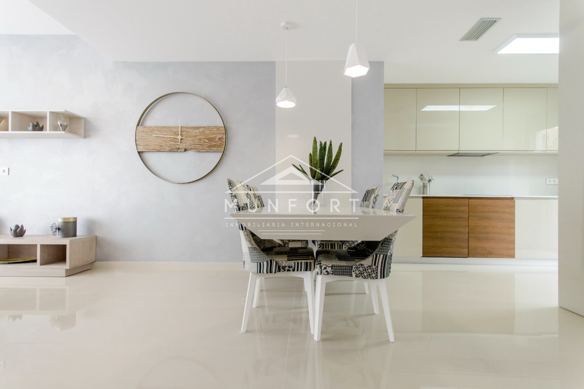 Nouvelle construction - Villas -
San Miguel de Salinas