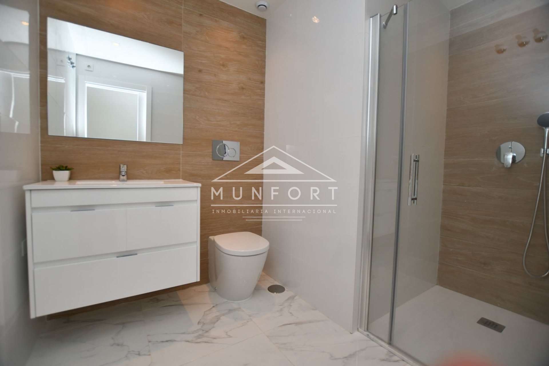 Nybygg - Bungalower -
San Miguel de Salinas