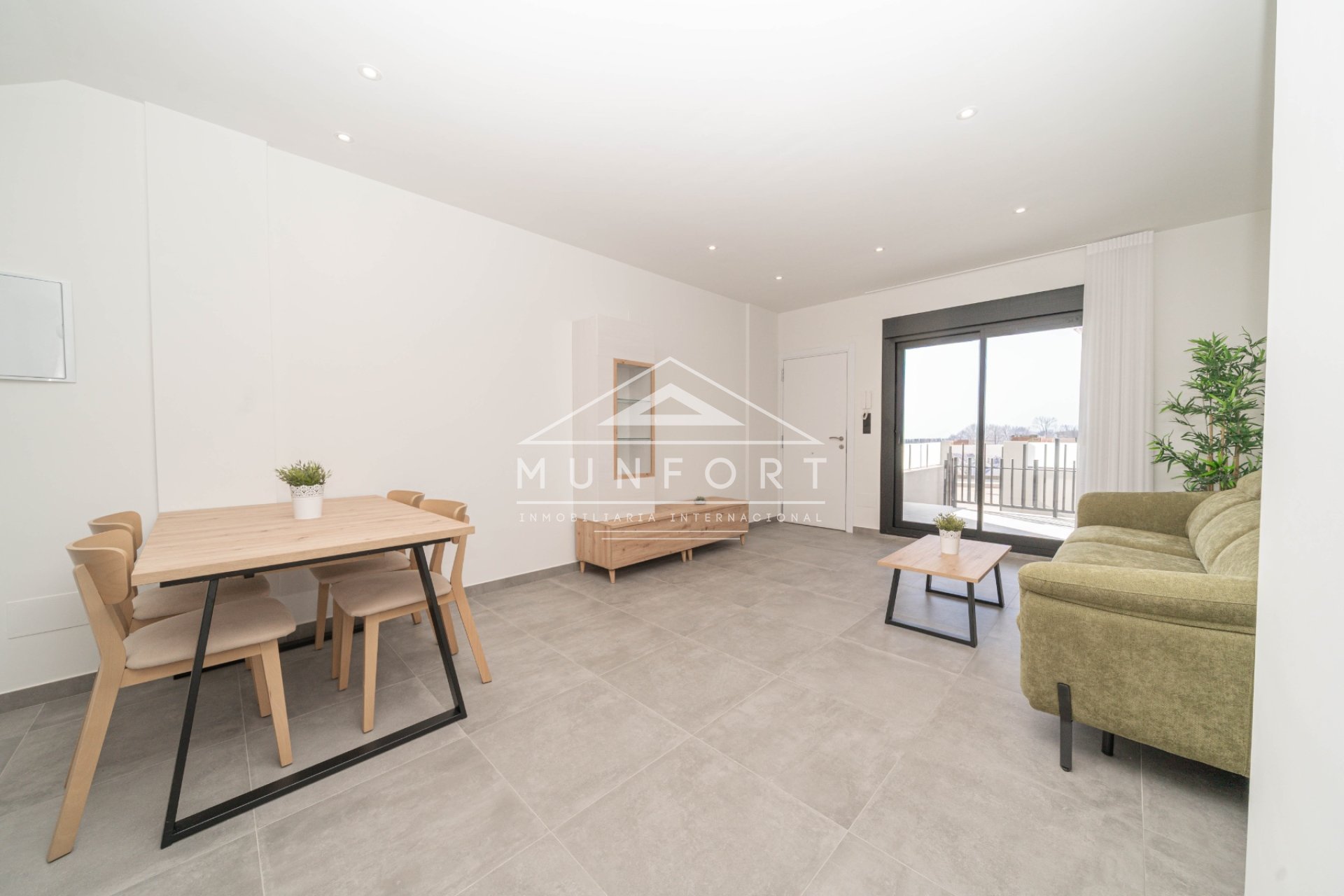 Nybyggnation - Bungalows -
San Miguel de Salinas
