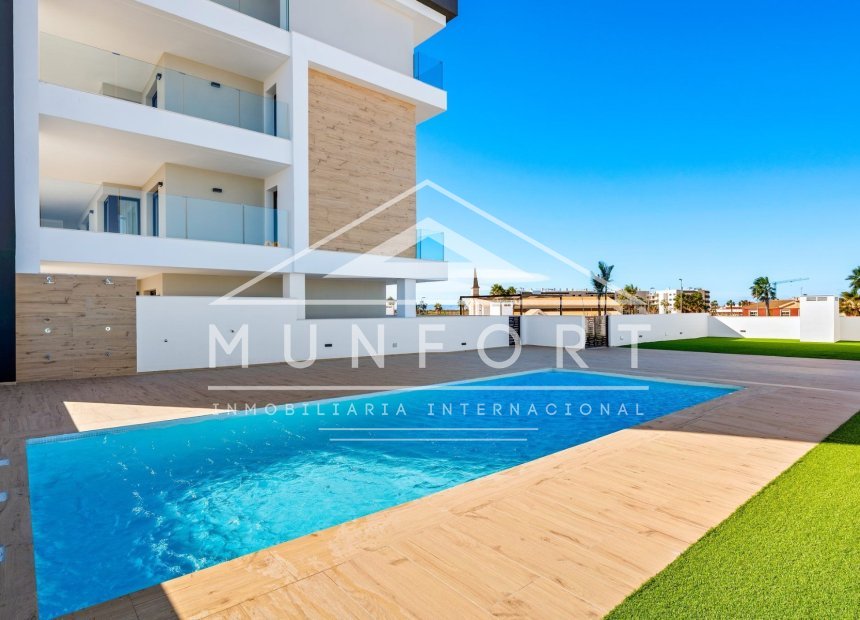 Obra nueva - Apartamentos -
Alcázares, Los