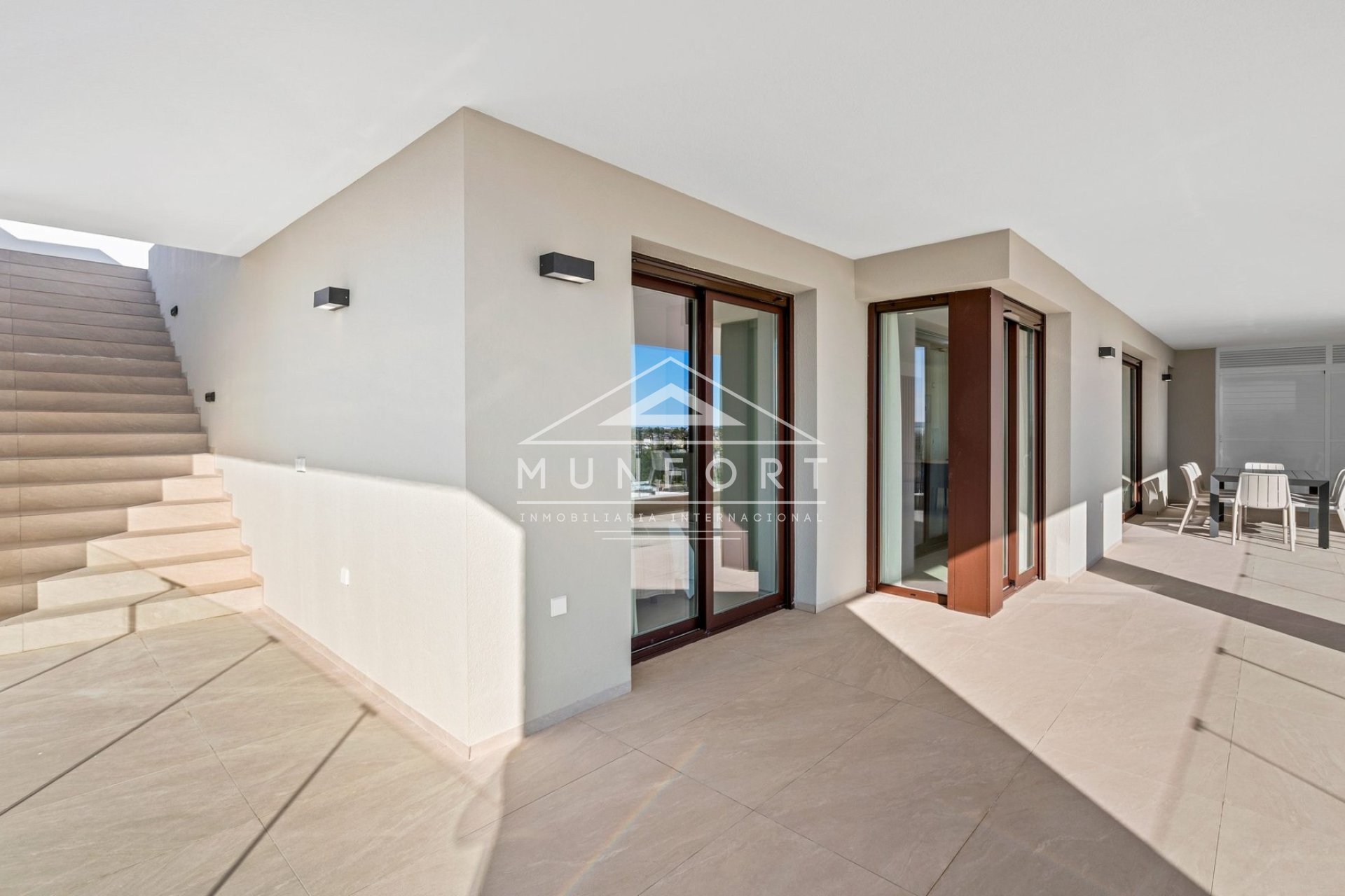 Obra nueva - Apartamentos -
Alcázares, Los