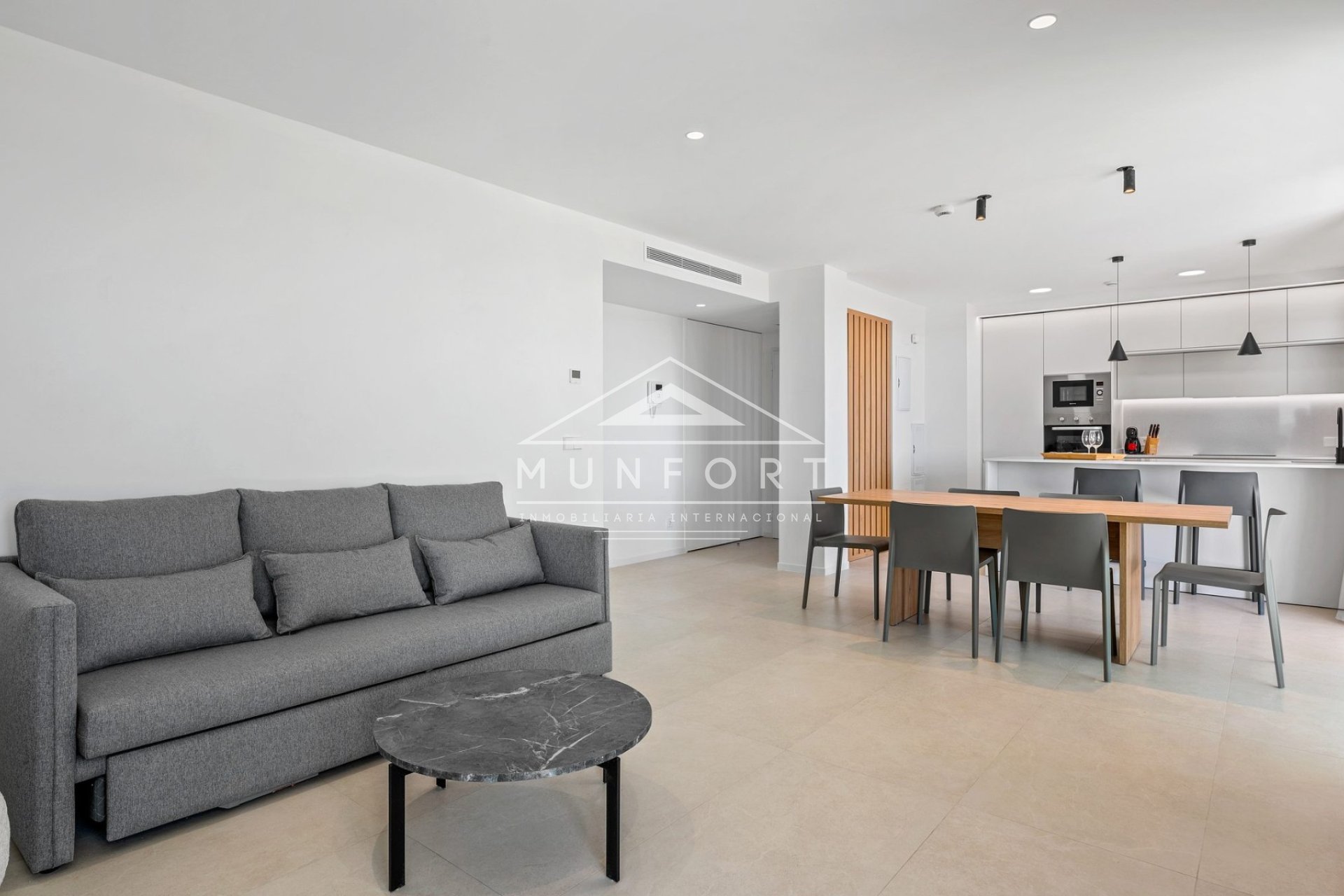 Obra nueva - Apartamentos -
Alcázares, Los