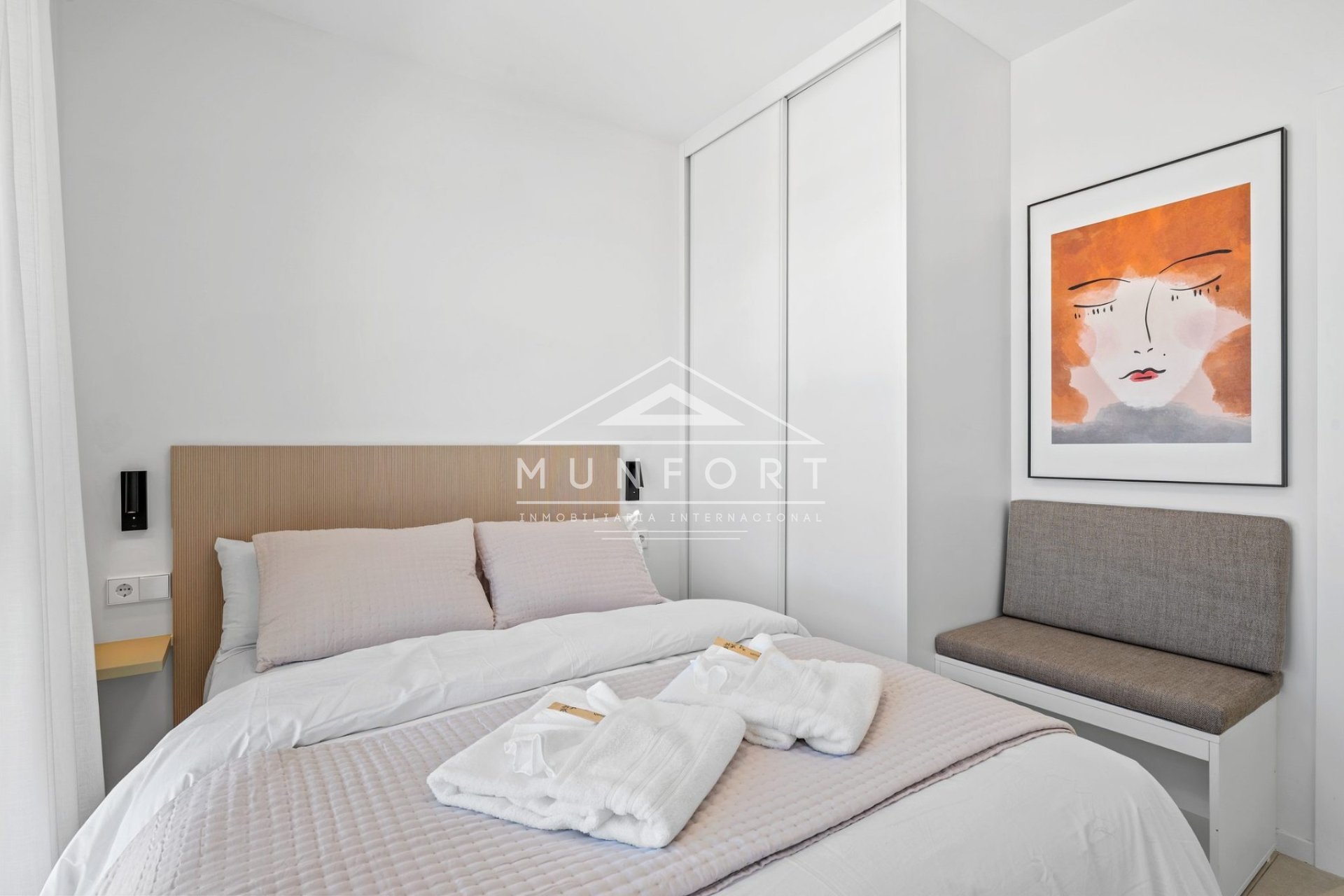 Obra nueva - Apartamentos -
Alcázares, Los