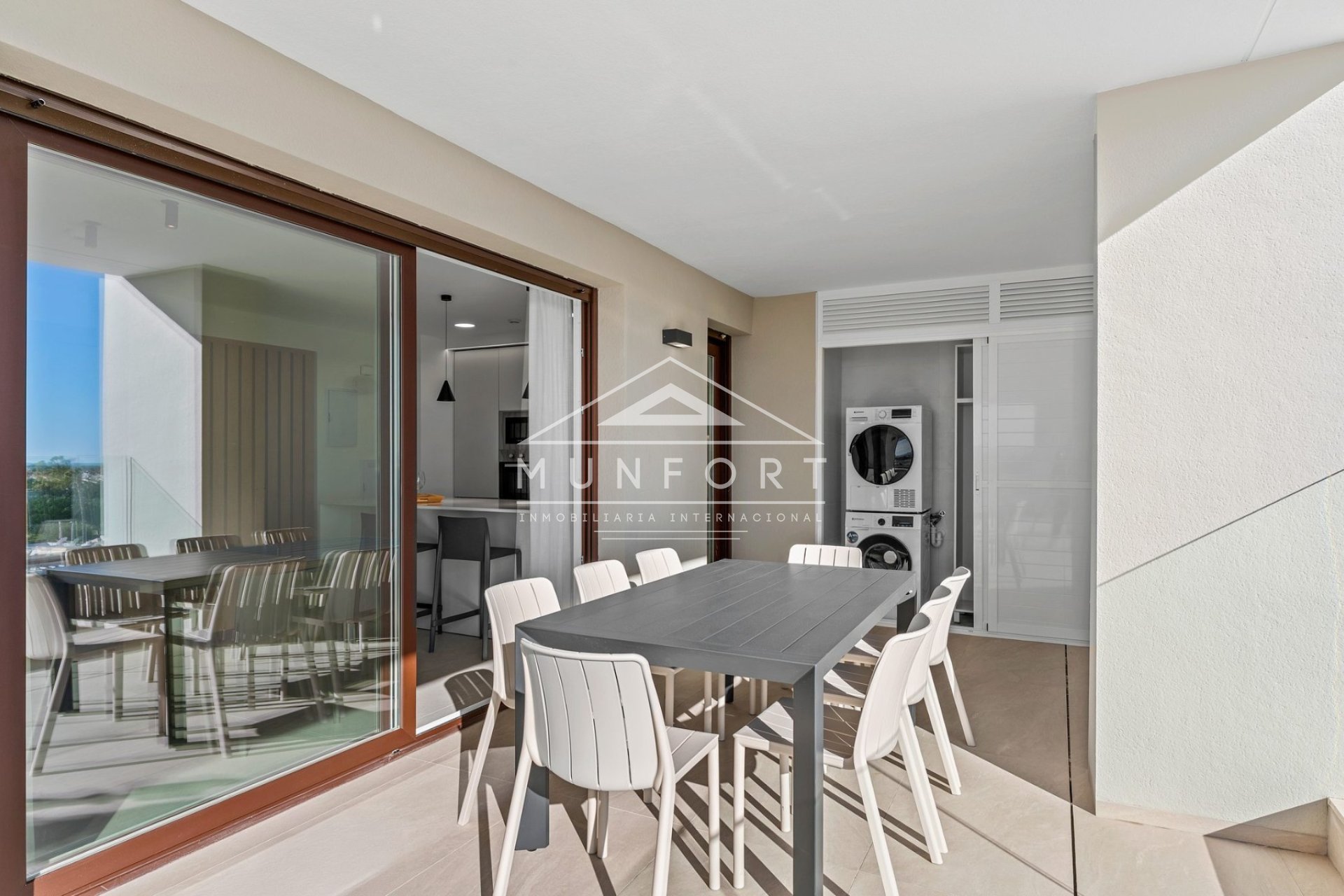Obra nueva - Apartamentos -
Alcázares, Los