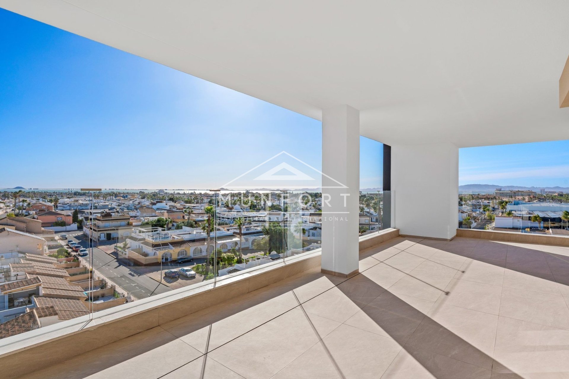 Obra nueva - Apartamentos -
Alcázares, Los