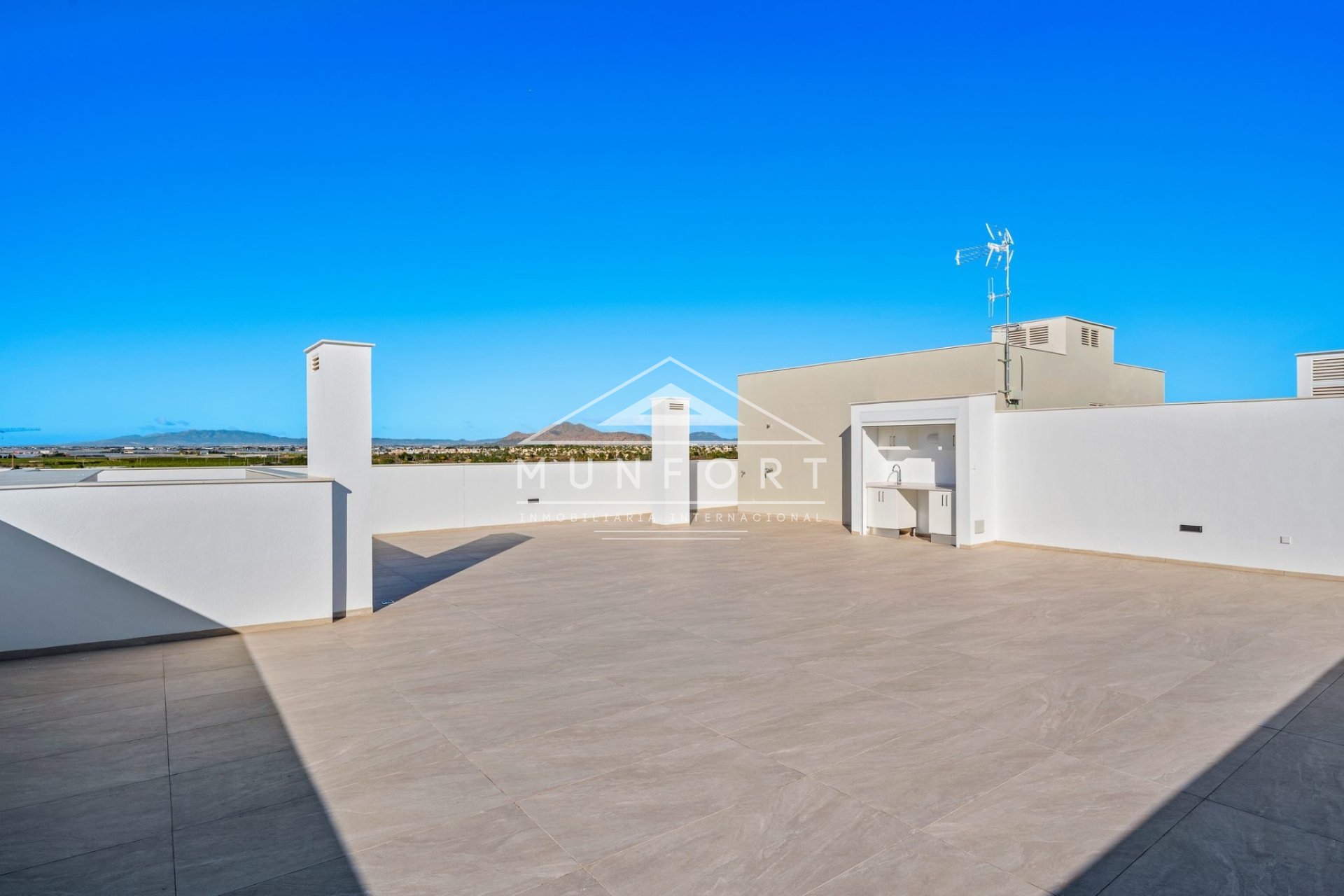 Obra nueva - Apartamentos -
Alcázares, Los