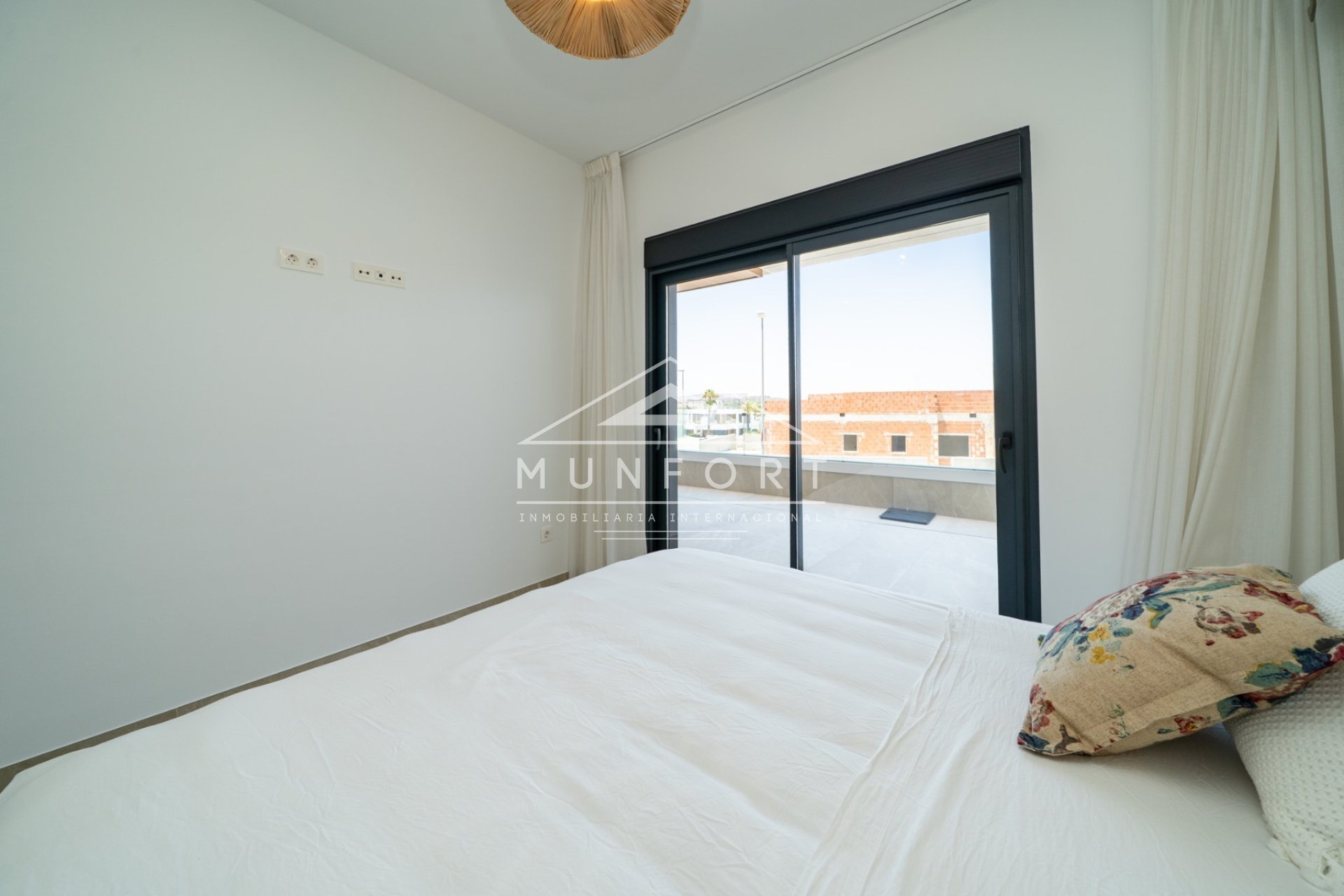 Obra nueva - Apartamentos -
Benijófar