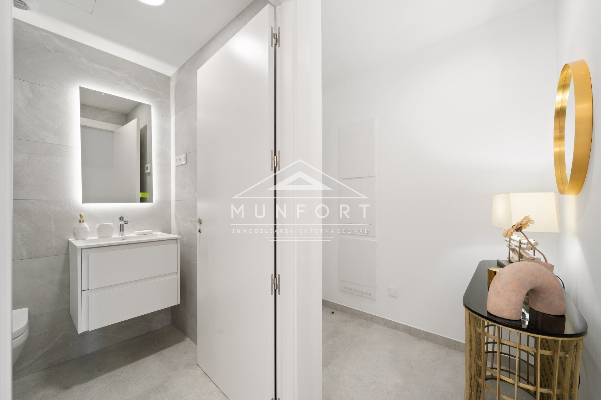 Obra nueva - Apartamentos -
Calpe