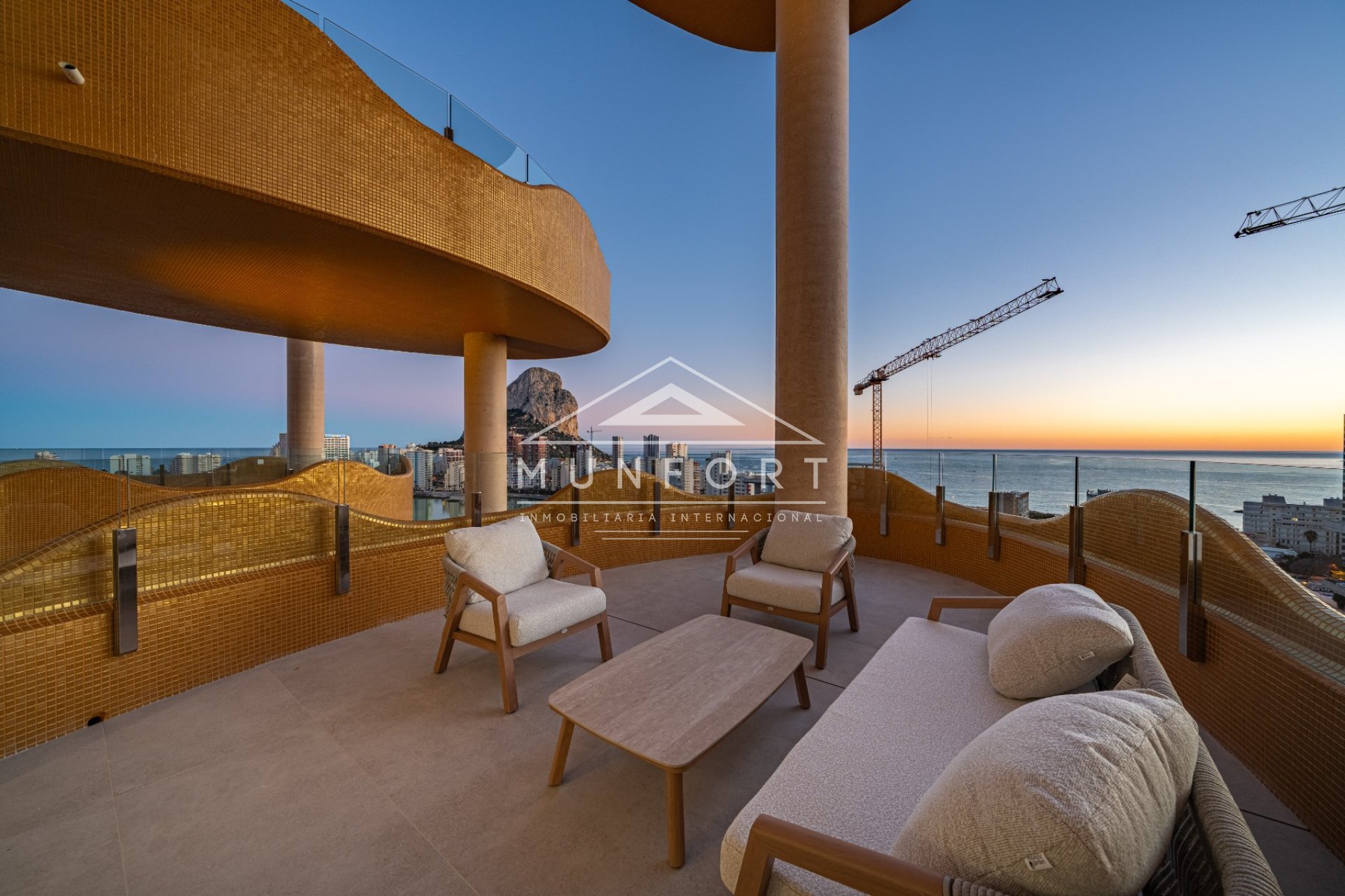 Obra nueva - Apartamentos -
Calpe