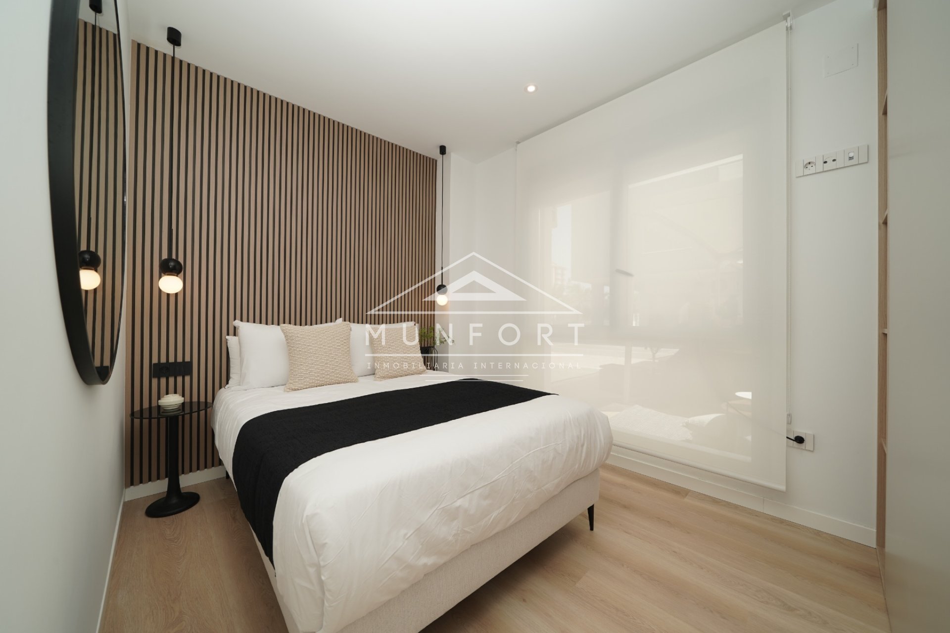 Obra nueva - Apartamentos -
La Manga