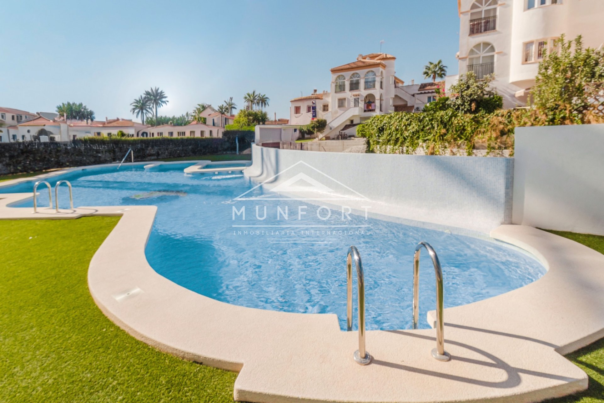 Obra nueva - Apartamentos -
Orihuela Costa - Playa Flamenca