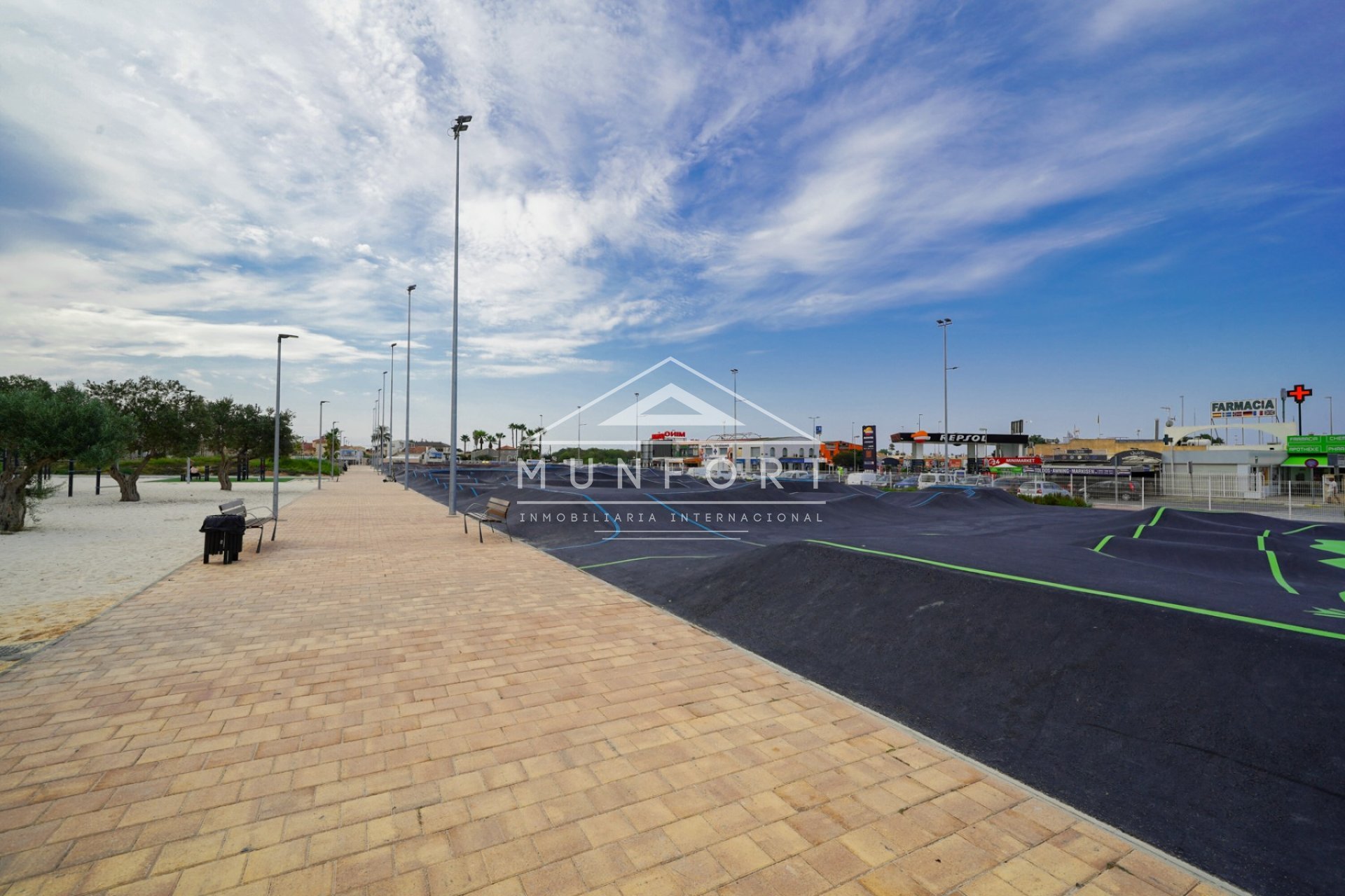 Obra nueva - Apartamentos -
Torrevieja
