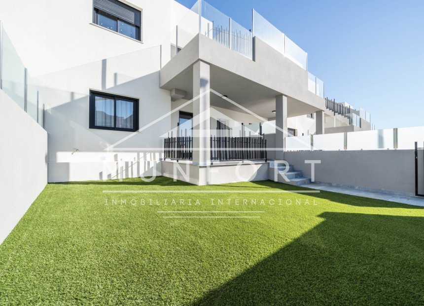 Obra nueva - Bungalows -
San Miguel de Salinas