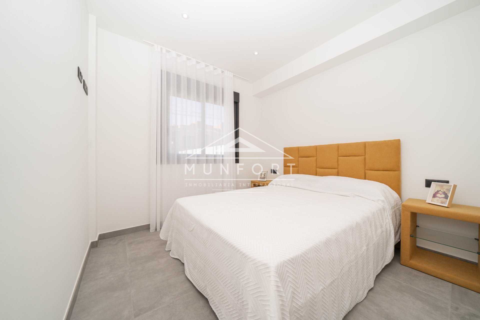 Obra nueva - Bungalows -
San Miguel de Salinas